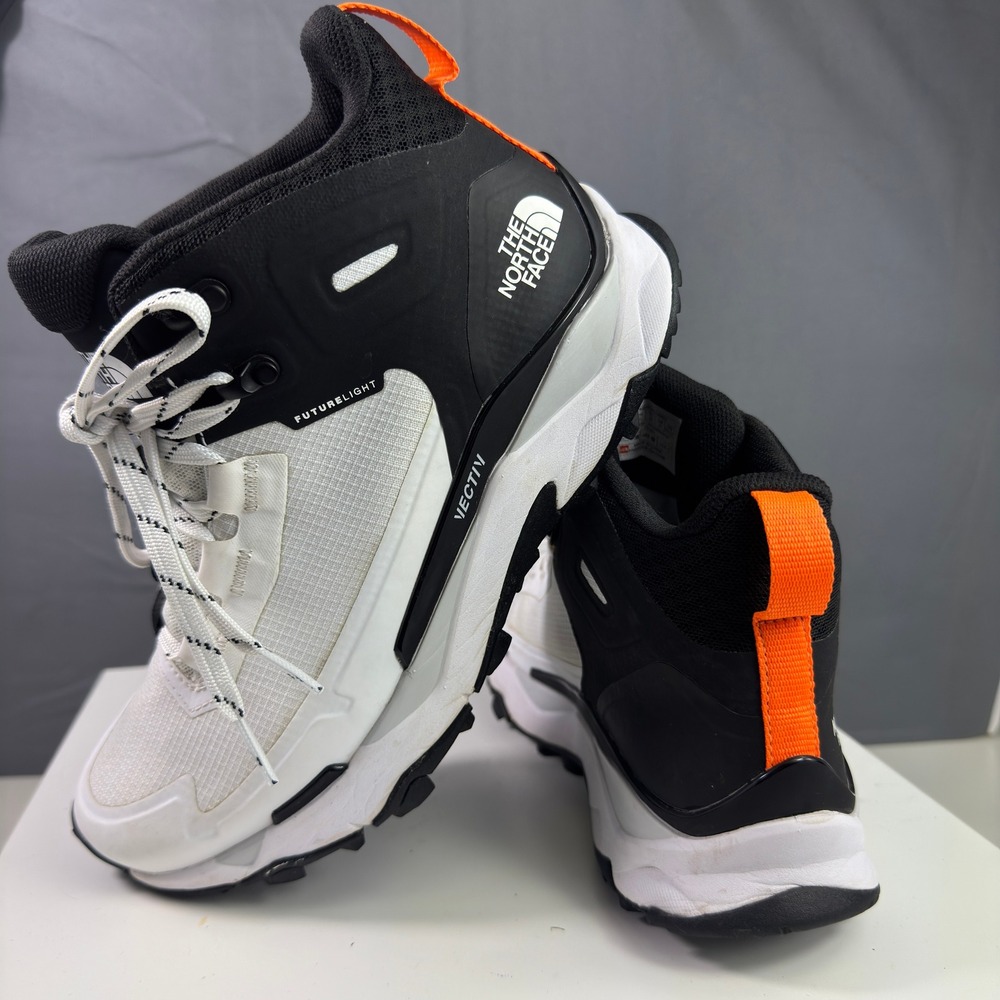 The North Face Vectiv Taraval Futurelight Hiking Shoes Womens Size 8 White Black
